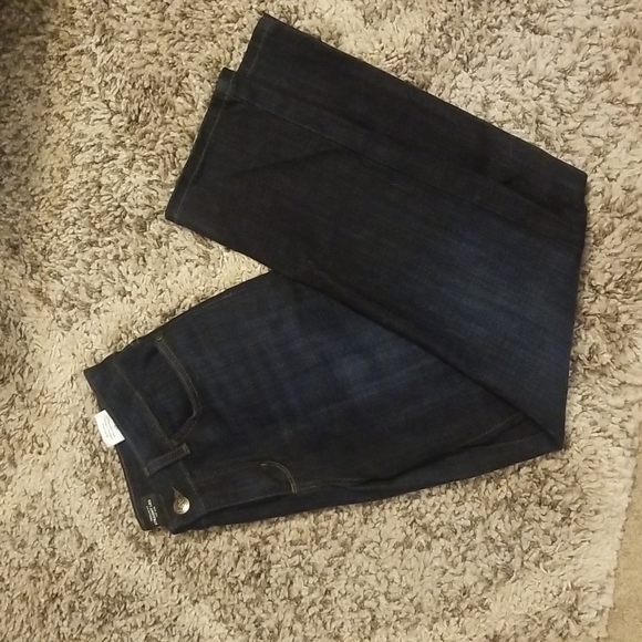 Lee Jeans - Picture 2 of 8